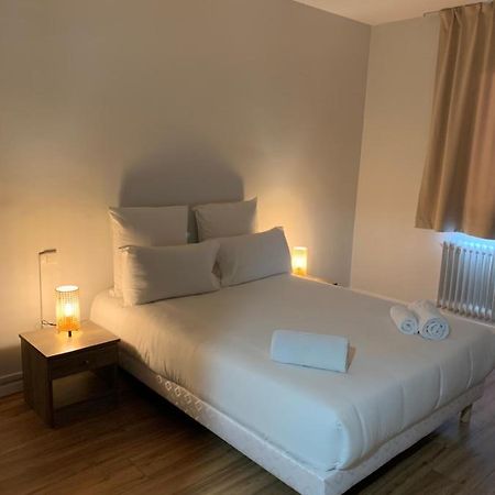 Hotel Le Costellan Dagneux Экстерьер фото